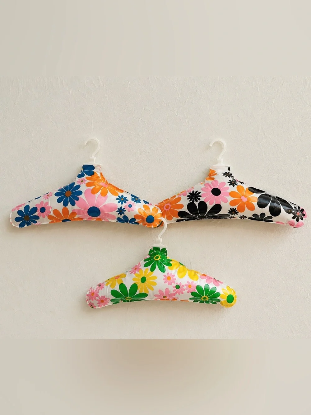 New in Package Vintage Plastic Blow Up Hangers Floral MOD‎ 60s Style Barbie
